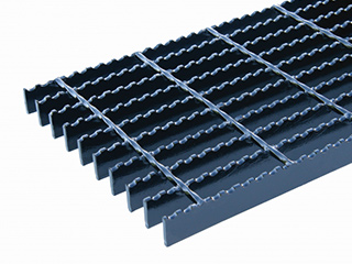 Steel gratings